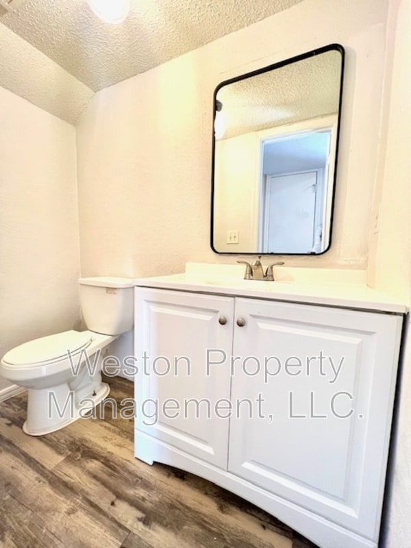 Photo - 6054 Northwest Expy Casa