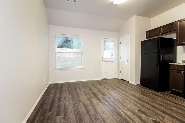 Photo - 1317 Granite Ln
