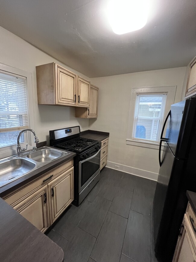 Photo - 1617 Turner Rd