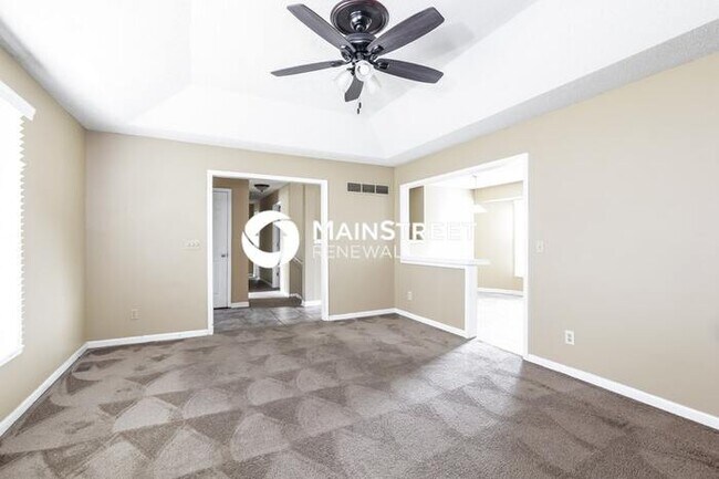3 Bedroom Pet-Friendly Home in Raymore, MO with Main Street Renewal