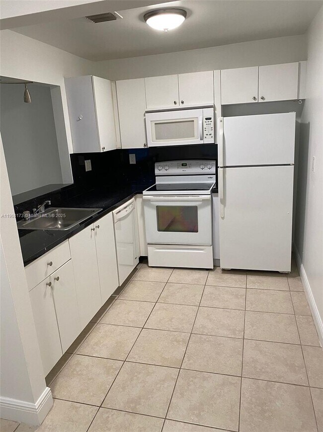 Photo - 2525 Polk St Unit 203