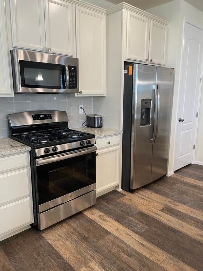 Photo - Beautiful Ranch-Style 3 bed, 2 Bath House ...