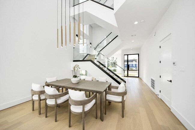 Photo - 2232 Swift Blvd