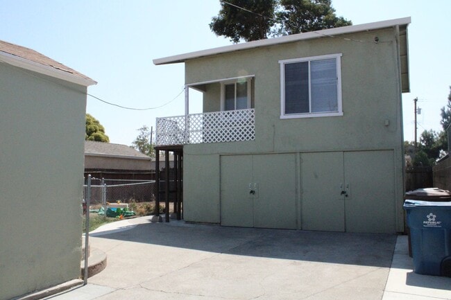 Upstairs 1 Bedroom, 1 Bathroom Unit in Ant... - Upstairs 1 Bedroom, 1 Bathroom Unit in Ant...