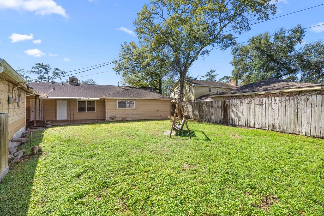 Photo - 1030 Lehman St