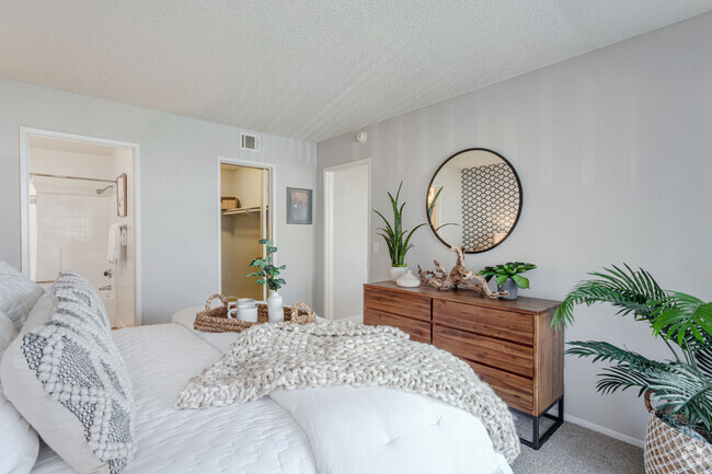 Building Photo - Colony Parc Rental