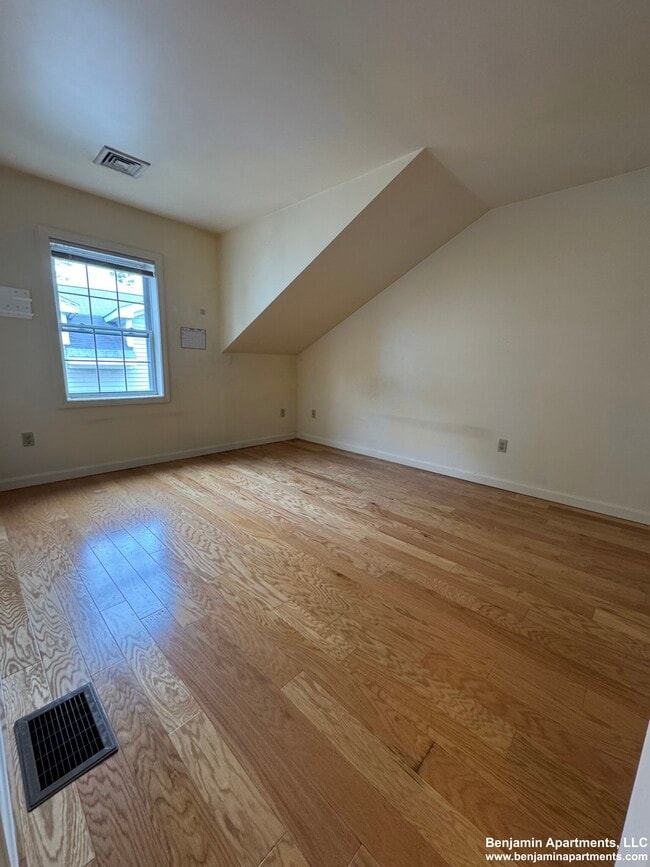 Photo - 34 Raymond St Unit 001A