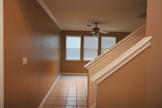 Photo - 142 N Camellia Grove Cir