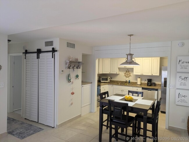 Photo - 1772 Gulfstream Ave