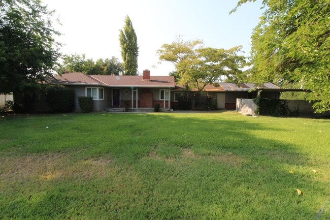 Photo - Concord/ Walnut Creek Border! 2172 sq ft h...