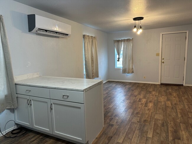 Photo - 1416 N Jackson St