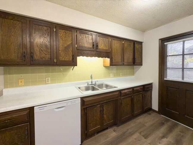 Photo - 2427-2427 E Heying Dr Unit 2425 E Heying Dr