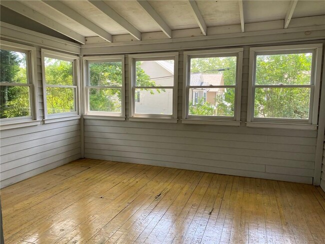 Photo - 101 1st Ave NW