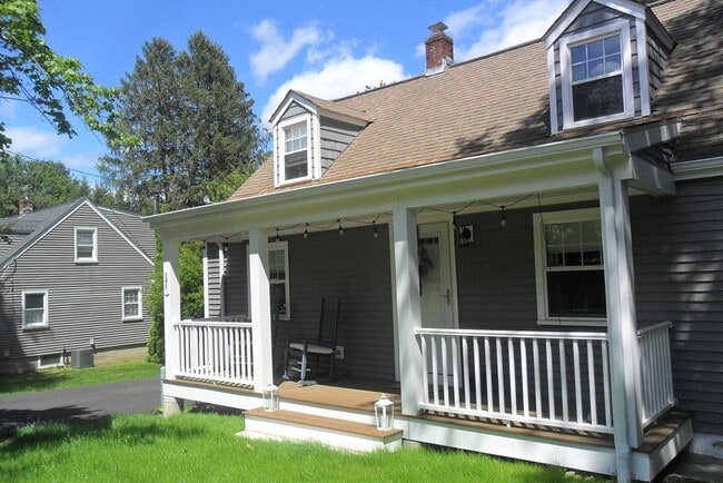 Photo - 141 Myrtle St