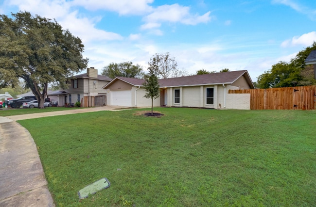 Photo - 13614 Larkbrook St House