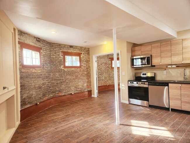 Building Photo - 3647 New Hampshire Ave NW Rental