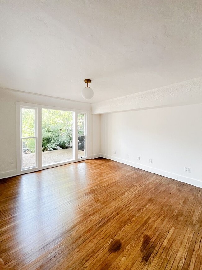 Photo - 2246 N Alvarado St Unidad 2248 N Alvarado St