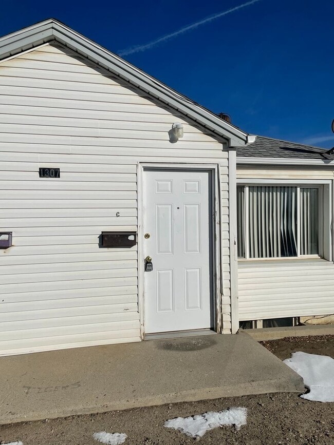 Building Photo - 1307 Wyoming St Unit 1307 C Wyoming St