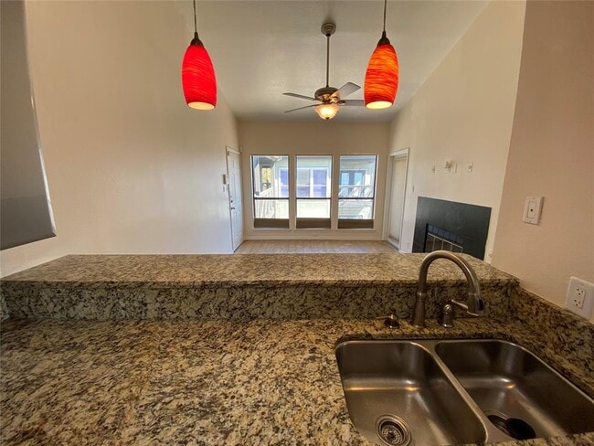 Photo - 807 W 25th St Unit 308