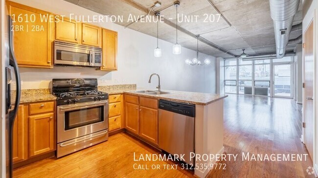 Building Photo - 1610 W Fullerton Ave Unit 207 Rental