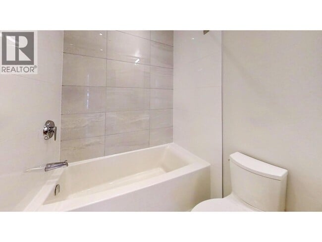 Photo - 3430 E Kent Avenue S Unité 7xx