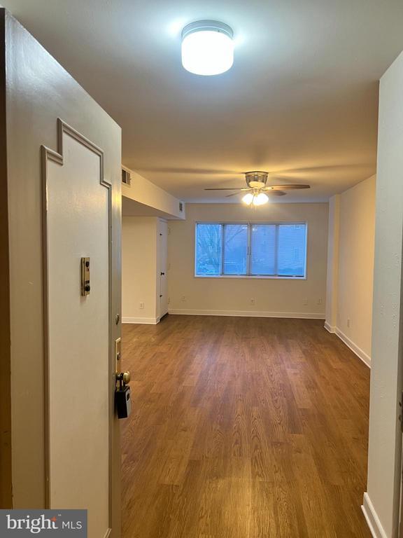 Photo - 5340 Holmes Run Pkwy Unidad 119