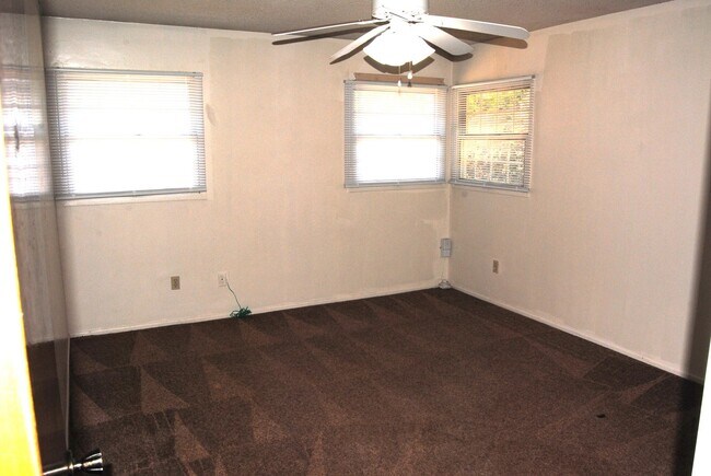 Photo - 200 Douglas St Unit A