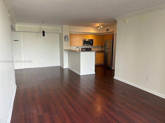 Photo - 1919 Van Buren St Unidad 414
