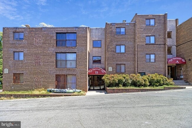 Photo - 310 Atlantic St SE Unit 102B