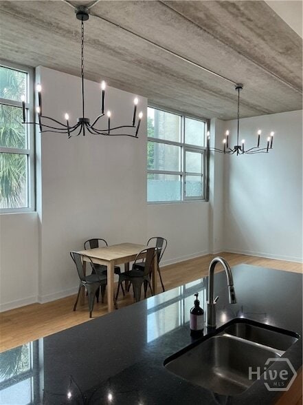 Photo - 545 Berrien St Unidad I