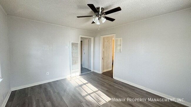 Photo - 2711 35th St