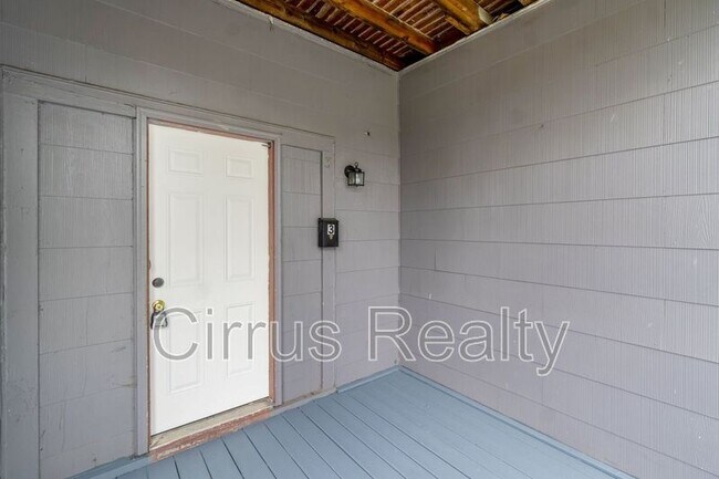 Photo - 301 Cedar St Unidad #3