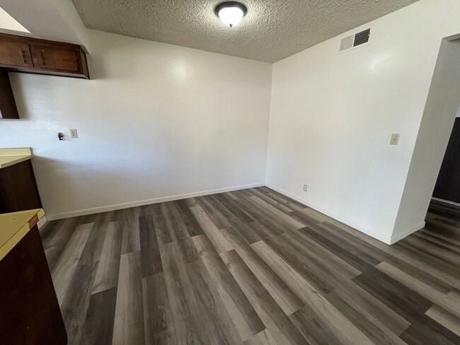 Photo - 3581 Unit 3