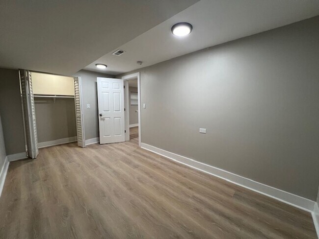 Photo - 3457 N Springfield Ave Unit #G