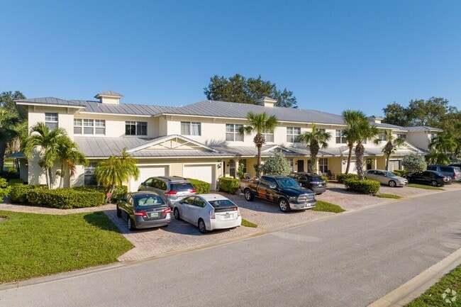 Photo - 2543 Creekside Dr