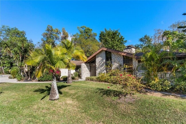 Photo - 804 Pennsylvania Way