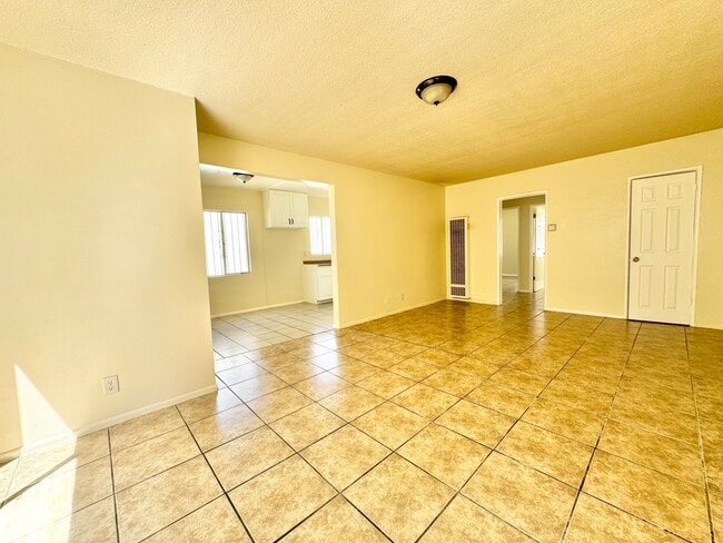 Building Photo - 2613 W Imperial Hwy Unit 3 Rental
