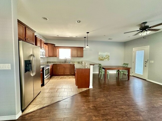 Photo - 240 Water Oaks Loop