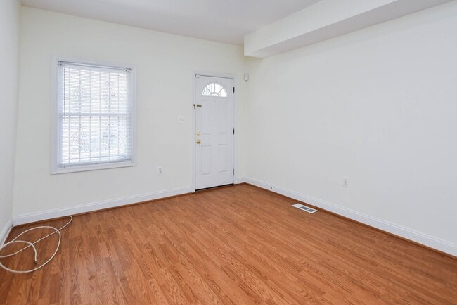 Photo - Beautiful 3 bedrooms 2 full bath townhome - H Street Corridor & Union Market
