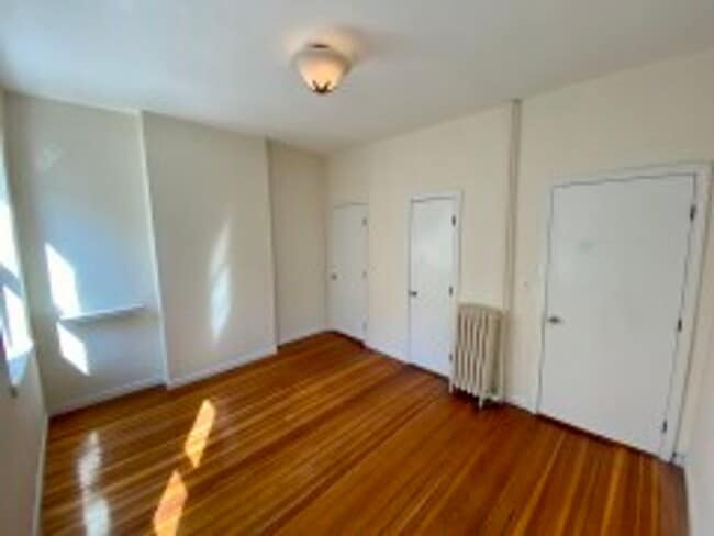 Photo - KENMORE (BU/NEU) 3 bed 1.5 bath - 9/1 - NO FEE