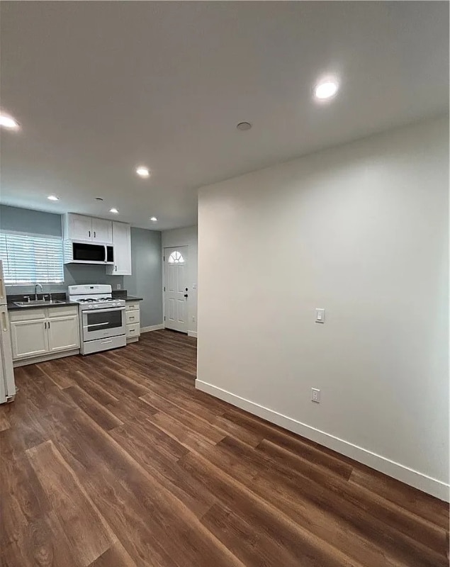 Photo - 7331 1/2 Kraft Ave Unidad 7331 1/2 Kraft Ave.