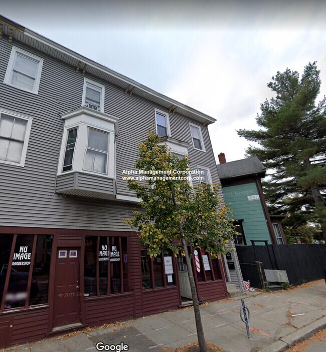 Building Photo - 100 River St Unit 3