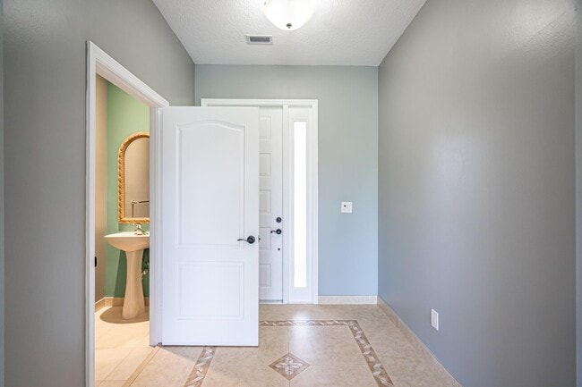 Photo - 460 Rainbow Springs Terrace