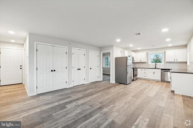 Building Photo - 908 E Baltimore Pike Unit 1 Rental