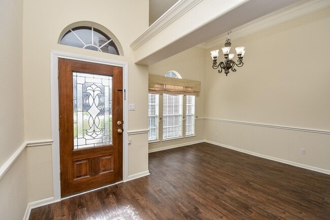 Photo - 21807 Windsor Castle Dr