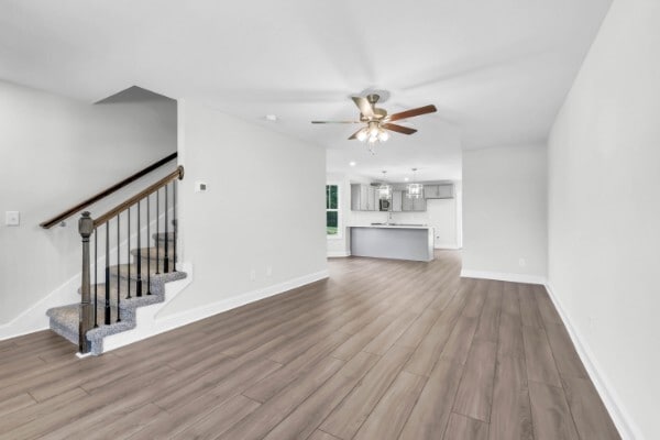 Photo - 209 W Point Dr