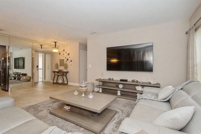 Photo - 4485 Carambola Cir S Unit 27322