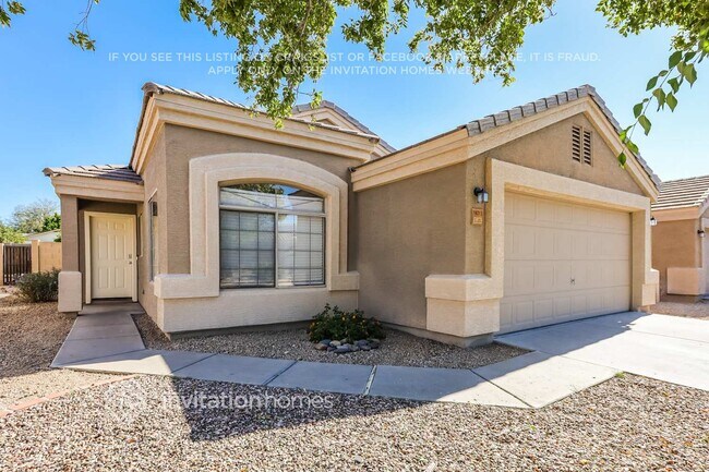 Building Photo - 14313 N 125th Dr