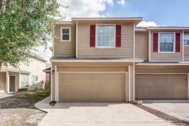 Photo - 6118 Yorkglen Manor Ln