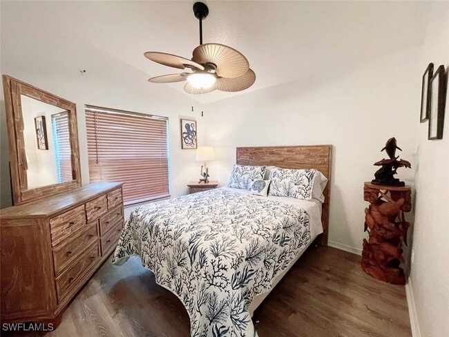 Photo - 2037 W Crown Pointe Blvd